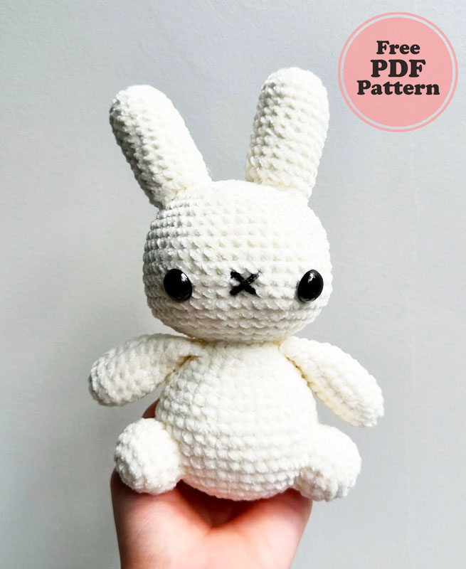 Jumbo White Plush Bunny Amigurumi Free Pattern (2)