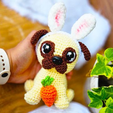 Mops der Hund mit Hase Stirnband Amigurumi Anleitung (1)